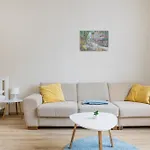 Stylish New Apartment With 2 Bedrooms In Buda 2