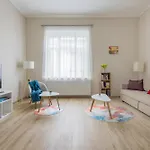 Stylish New Apartment With 2 Bedrooms In Buda 2