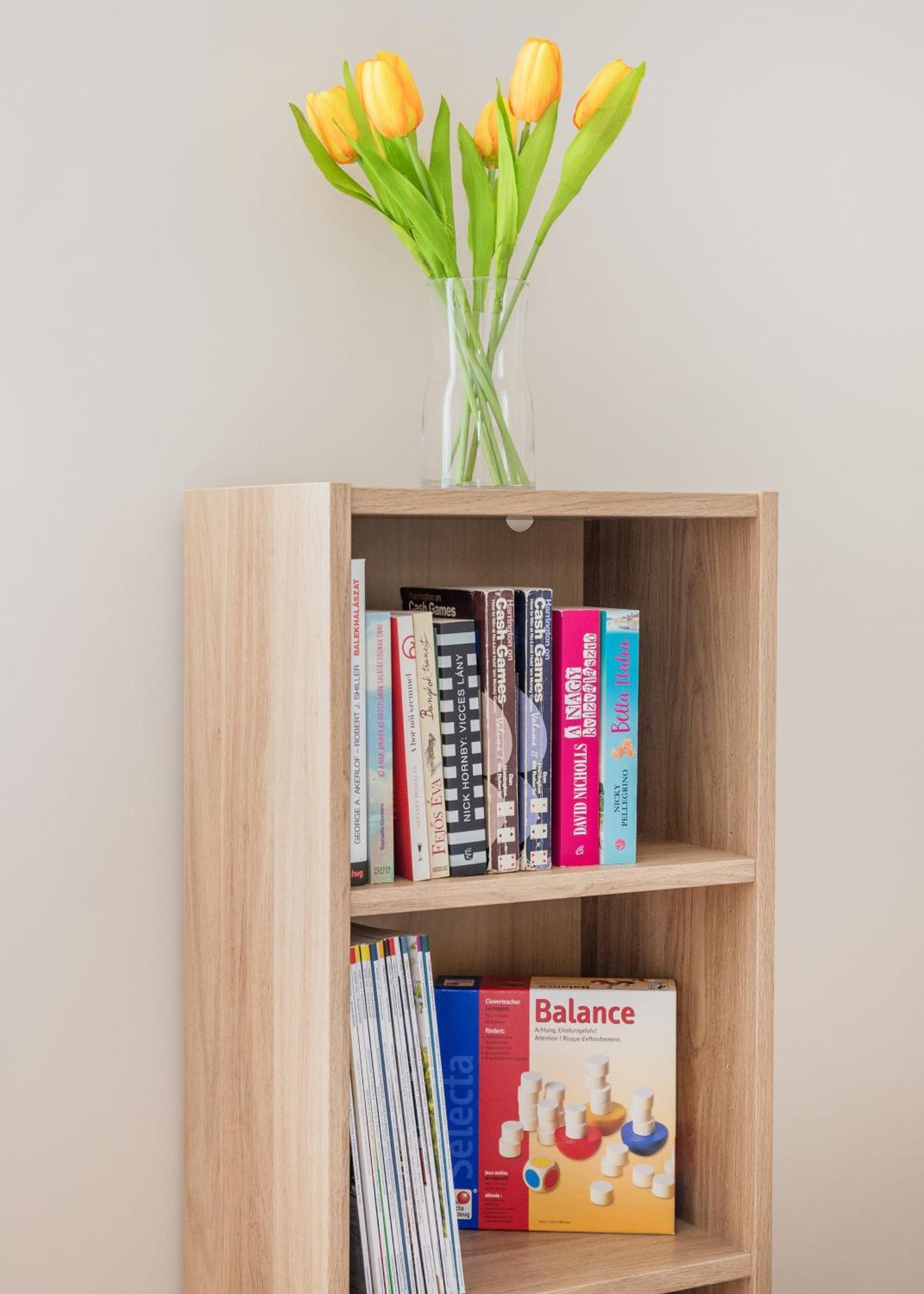 Stylish New With 2 Bedrooms In Buda 2 Budapest